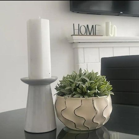 Апартаменты Charming 2 Bed Flat On Tower Bridge Лондон Экстерьер фото